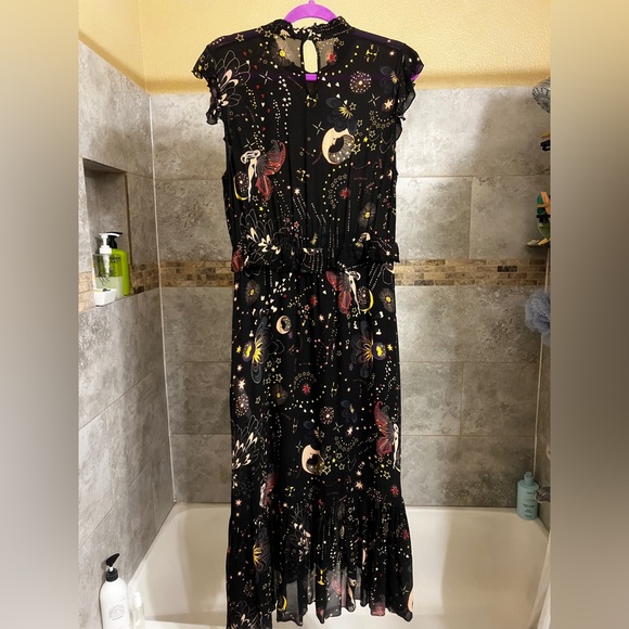 Zara witchy moon print midi dress with flutter sleeves and a celestial pattern - Picture 5 of 7